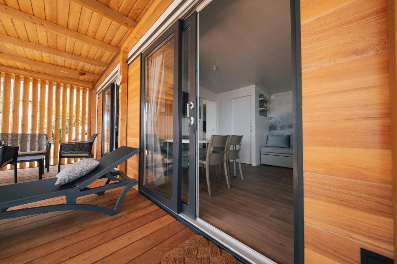 Mobile Homes Selce - Lighthouse מראה חיצוני תמונה