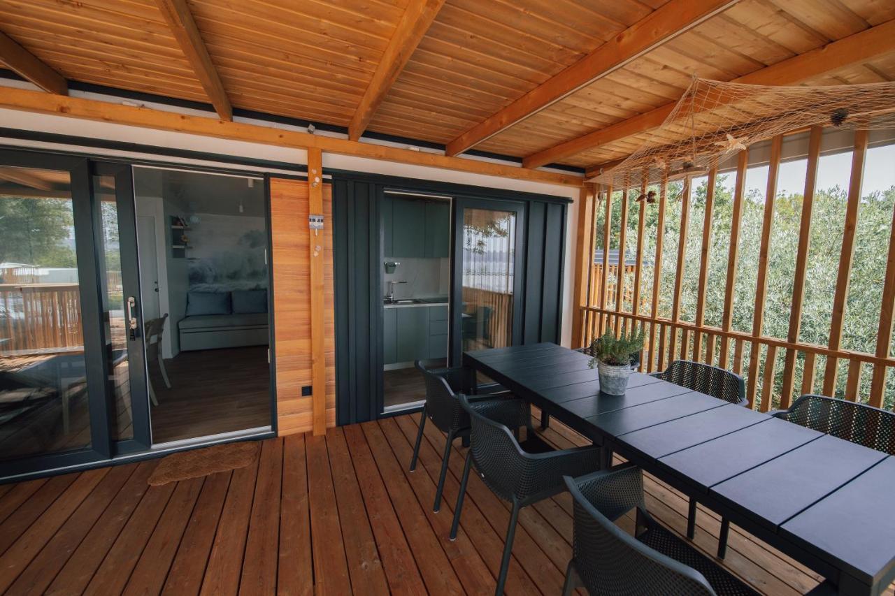 Mobile Homes Selce - Lighthouse מראה חיצוני תמונה