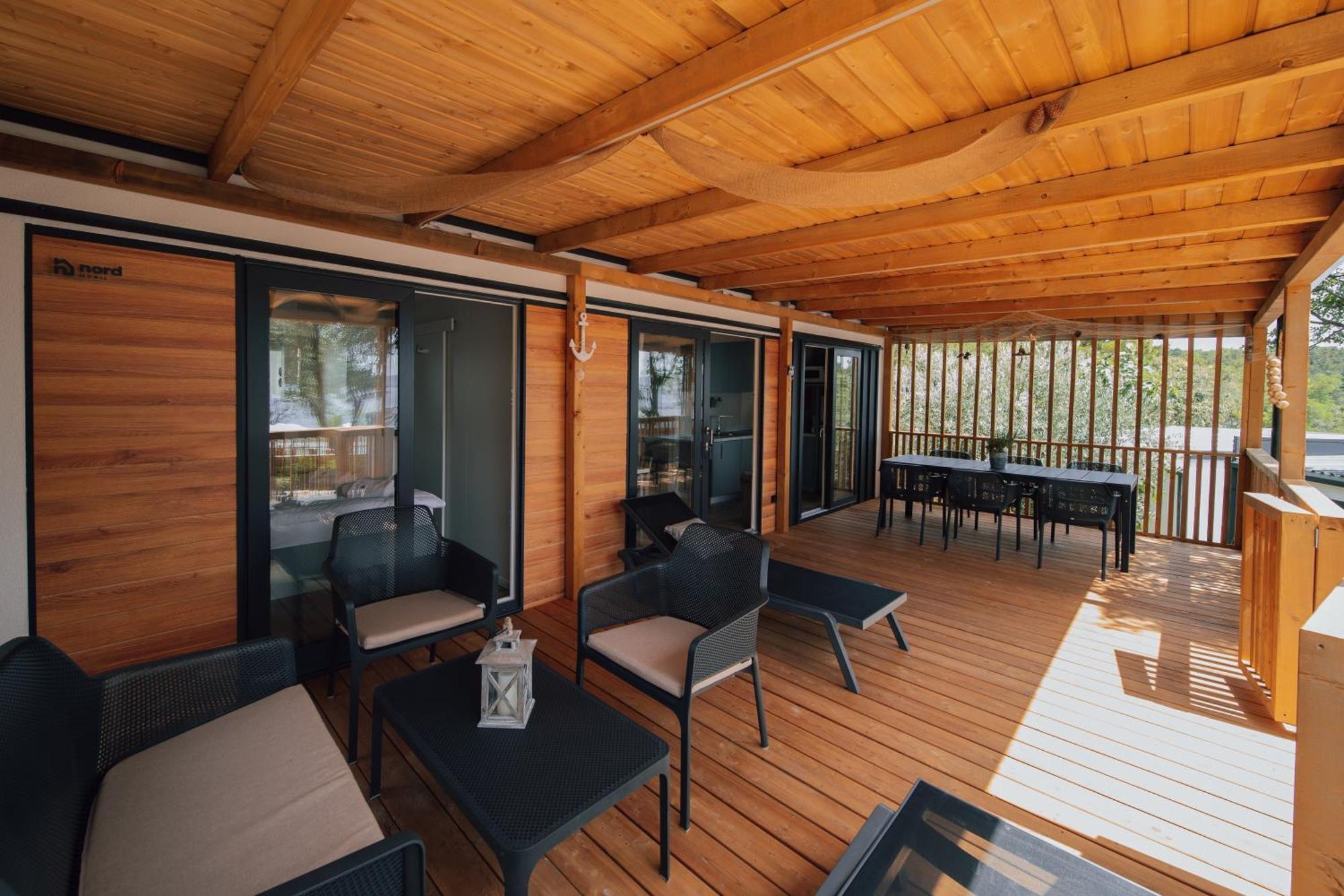 Mobile Homes Selce - Lighthouse מראה חיצוני תמונה